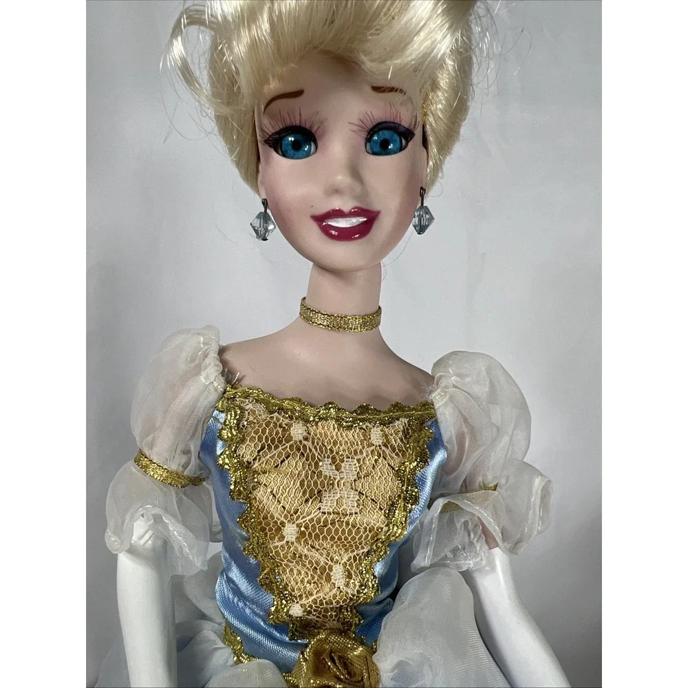 N/A cinderella porcelain